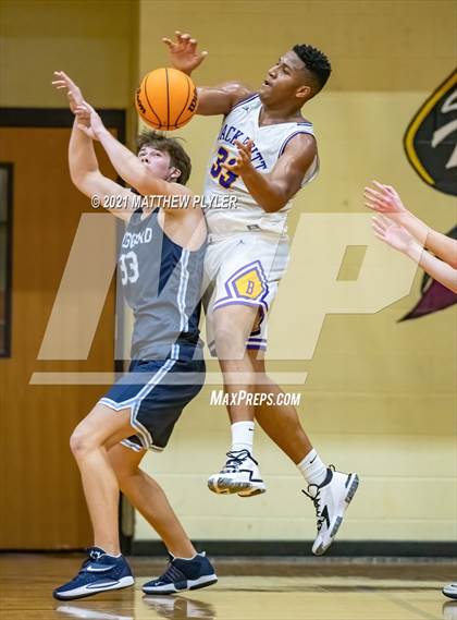 Thumbnail 3 in Hoggard @ Jack Britt photogallery.