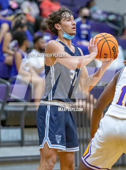 Thumbnail 3 in Hoggard @ Jack Britt photogallery.