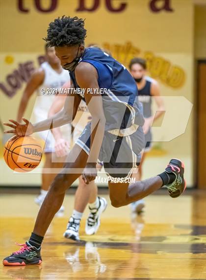 Thumbnail 2 in Hoggard @ Jack Britt photogallery.