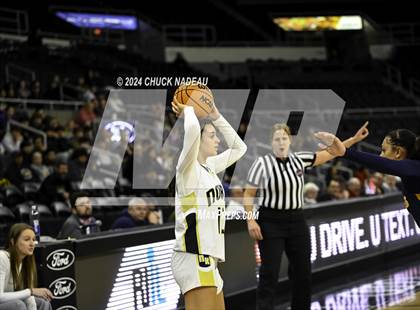 Thumbnail 2 in North Kingstown vs. Barrington (RIIL Division 1 Final) photogallery.