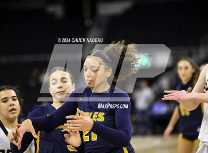 Thumbnail 1 in North Kingstown vs. Barrington (RIIL Division 1 Final) photogallery.