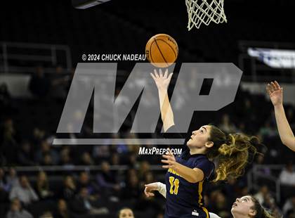 Thumbnail 1 in North Kingstown vs. Barrington (RIIL Division 1 Final) photogallery.