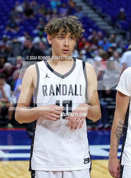 Thumbnail 1 in Randall vs. Silsbee (UIL 4A Basketball Semifinal Medal Ceremony) photogallery.