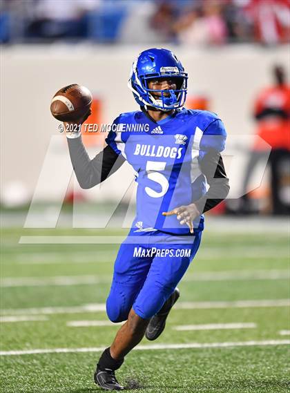 Thumbnail 3 in Mountain Pine vs. Strong (AAA 8 on 8 Final) photogallery.