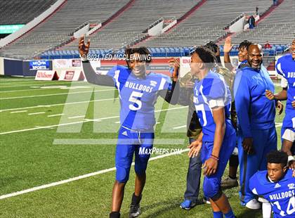 Thumbnail 1 in Mountain Pine vs. Strong (AAA 8 on 8 Final) photogallery.
