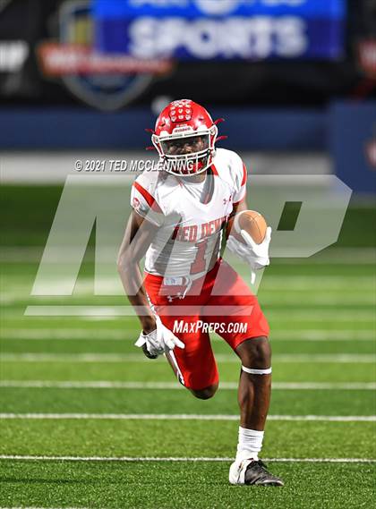 Thumbnail 2 in Mountain Pine vs. Strong (AAA 8 on 8 Final) photogallery.