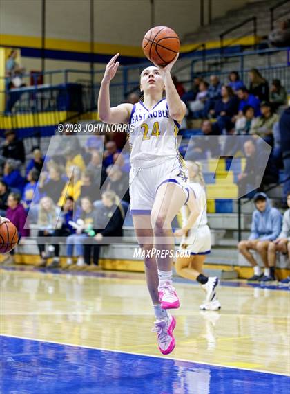 Thumbnail 3 in New Haven @ East Noble photogallery.