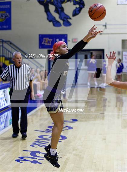 Thumbnail 1 in New Haven @ East Noble photogallery.