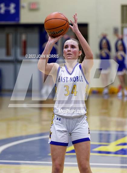 Thumbnail 2 in New Haven @ East Noble photogallery.