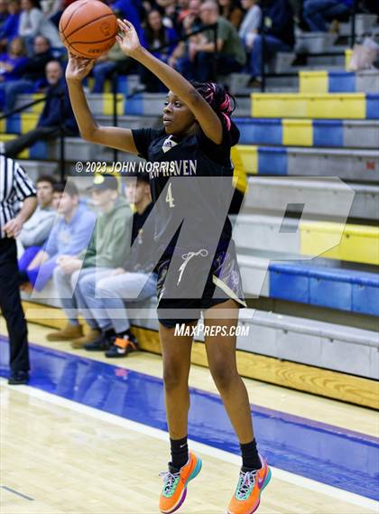 Thumbnail 3 in New Haven @ East Noble photogallery.