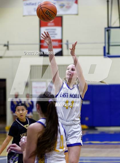 Thumbnail 1 in New Haven @ East Noble photogallery.