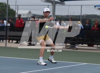 Thumbnail 3 in Alamo Heights vs Amarillo (UIL 5A Boys Doubles State Quarterfinal) photogallery.