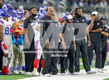 Thumbnail 3 in Flower Mound vs. Duncanville(UIL 6A Division 1 Region 1 Area Playoff) photogallery.