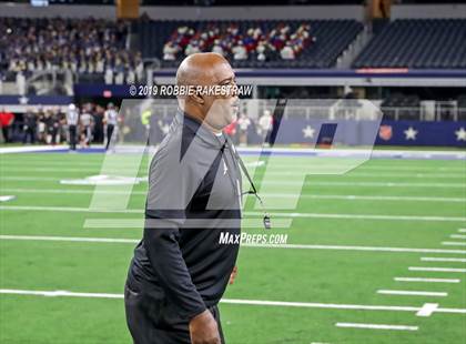 Thumbnail 3 in Flower Mound vs. Duncanville(UIL 6A Division 1 Region 1 Area Playoff) photogallery.