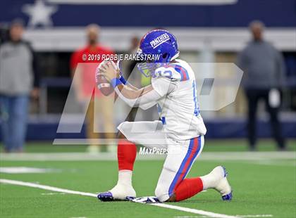 Thumbnail 3 in Flower Mound vs. Duncanville(UIL 6A Division 1 Region 1 Area Playoff) photogallery.