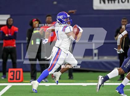 Thumbnail 2 in Flower Mound vs. Duncanville(UIL 6A Division 1 Region 1 Area Playoff) photogallery.