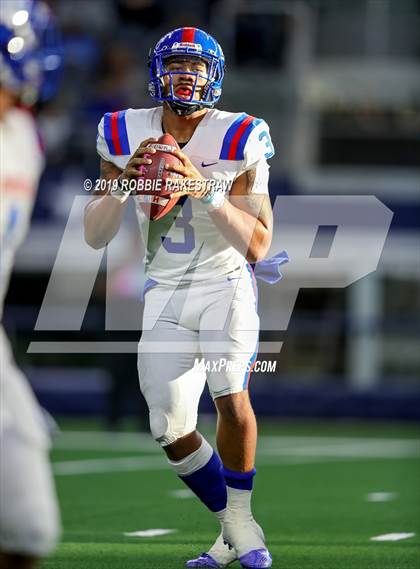 Thumbnail 1 in Flower Mound vs. Duncanville(UIL 6A Division 1 Region 1 Area Playoff) photogallery.