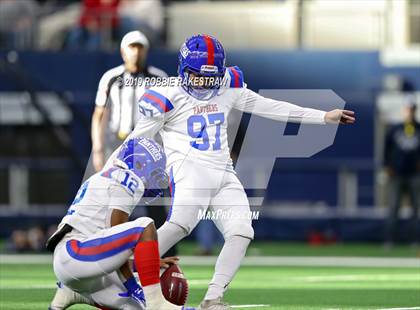 Thumbnail 3 in Flower Mound vs. Duncanville(UIL 6A Division 1 Region 1 Area Playoff) photogallery.