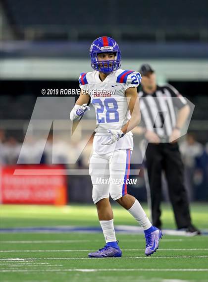 Thumbnail 1 in Flower Mound vs. Duncanville(UIL 6A Division 1 Region 1 Area Playoff) photogallery.