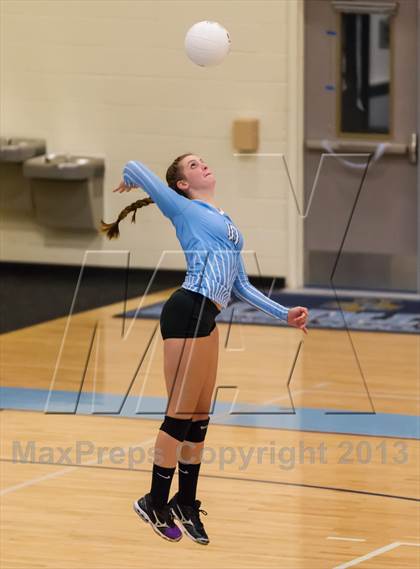 Thumbnail 1 in South Lakes @ Yorktown photogallery.