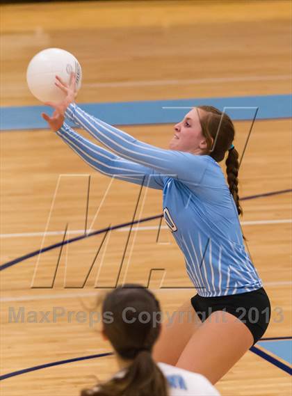 Thumbnail 2 in South Lakes @ Yorktown photogallery.