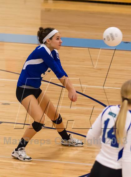 Thumbnail 3 in South Lakes @ Yorktown photogallery.