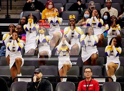 Thumbnail 1 in La Salle vs Oakland Tech (CIF State D3 Final) photogallery.