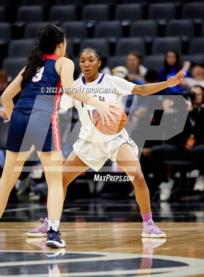 Thumbnail 1 in La Salle vs Oakland Tech (CIF State D3 Final) photogallery.