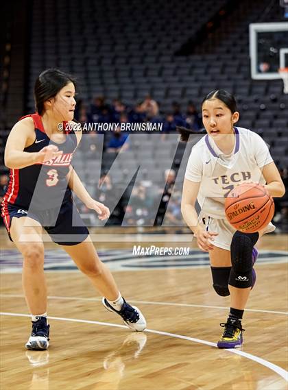Thumbnail 2 in La Salle vs Oakland Tech (CIF State D3 Final) photogallery.