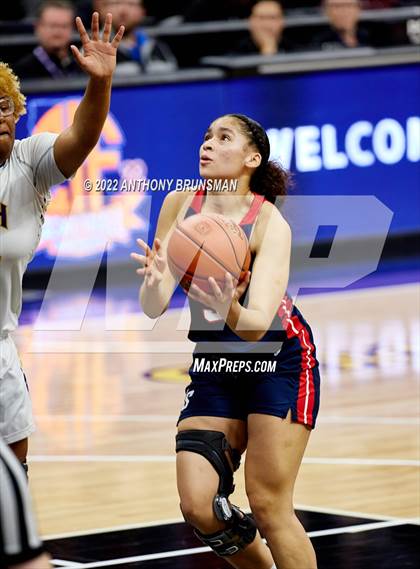 Thumbnail 1 in La Salle vs Oakland Tech (CIF State D3 Final) photogallery.