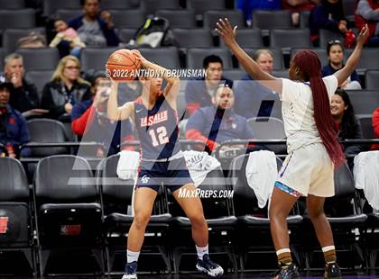 Thumbnail 1 in La Salle vs Oakland Tech (CIF State D3 Final) photogallery.