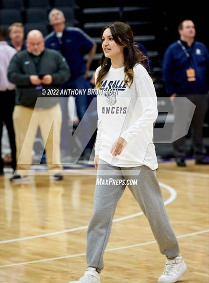 Thumbnail 2 in La Salle vs Oakland Tech (CIF State D3 Final) photogallery.