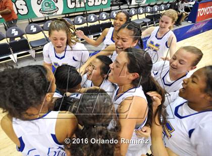 Thumbnail 2 in Hilltop vs Mira Mesa (CIF SDS D3 Final) photogallery.