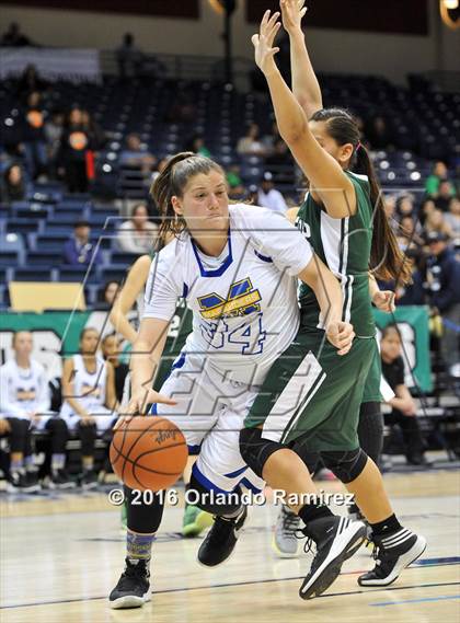 Thumbnail 3 in Hilltop vs Mira Mesa (CIF SDS D3 Final) photogallery.