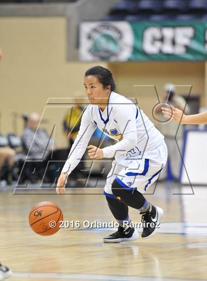 Thumbnail 2 in Hilltop vs Mira Mesa (CIF SDS D3 Final) photogallery.
