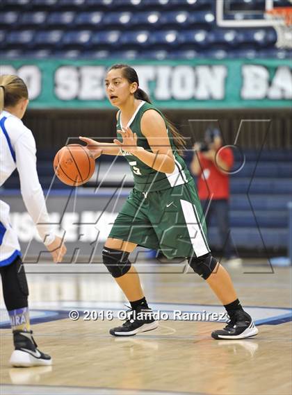 Thumbnail 2 in Hilltop vs Mira Mesa (CIF SDS D3 Final) photogallery.
