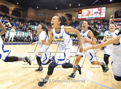 Thumbnail 1 in Hilltop vs Mira Mesa (CIF SDS D3 Final) photogallery.