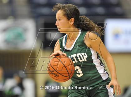 Thumbnail 2 in Hilltop vs Mira Mesa (CIF SDS D3 Final) photogallery.