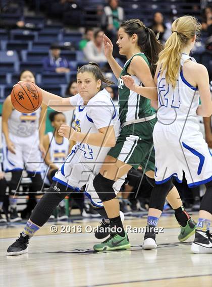 Thumbnail 3 in Hilltop vs Mira Mesa (CIF SDS D3 Final) photogallery.