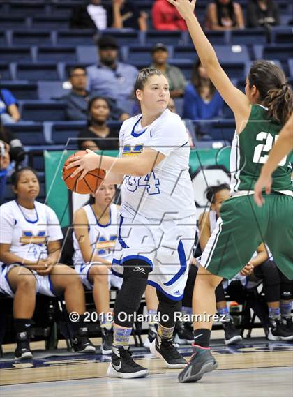 Thumbnail 2 in Hilltop vs Mira Mesa (CIF SDS D3 Final) photogallery.