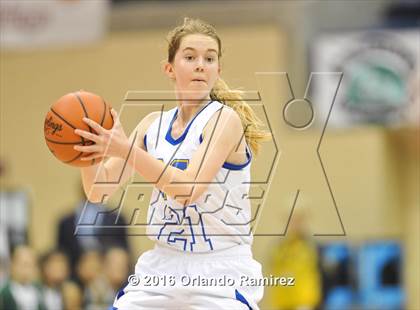 Thumbnail 1 in Hilltop vs Mira Mesa (CIF SDS D3 Final) photogallery.