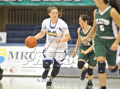 Thumbnail 2 in Hilltop vs Mira Mesa (CIF SDS D3 Final) photogallery.