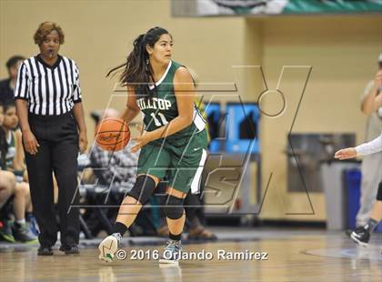 Thumbnail 2 in Hilltop vs Mira Mesa (CIF SDS D3 Final) photogallery.
