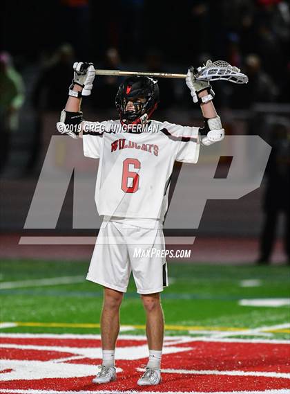 Thumbnail 2 in De La Salle vs. Marin Academy (CIF NCS D1 Final) photogallery.
