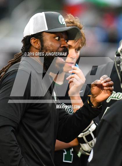 Thumbnail 2 in De La Salle vs. Marin Academy (CIF NCS D1 Final) photogallery.
