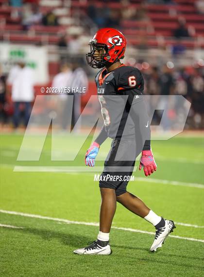 Thumbnail 2 in DeSoto Central @ Clinton (MSHAA 6A Round 1) photogallery.