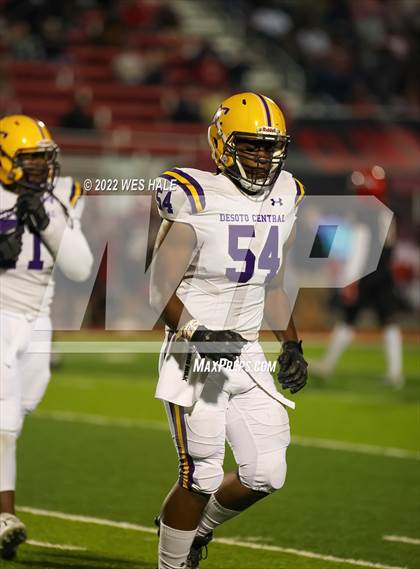 Thumbnail 2 in DeSoto Central @ Clinton (MSHAA 6A Round 1) photogallery.