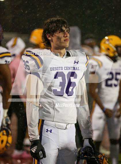 Thumbnail 2 in DeSoto Central @ Clinton (MSHAA 6A Round 1) photogallery.