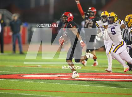 Thumbnail 3 in DeSoto Central @ Clinton (MSHAA 6A Round 1) photogallery.