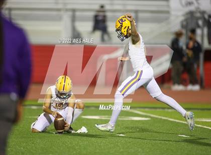 Thumbnail 3 in DeSoto Central @ Clinton (MSHAA 6A Round 1) photogallery.
